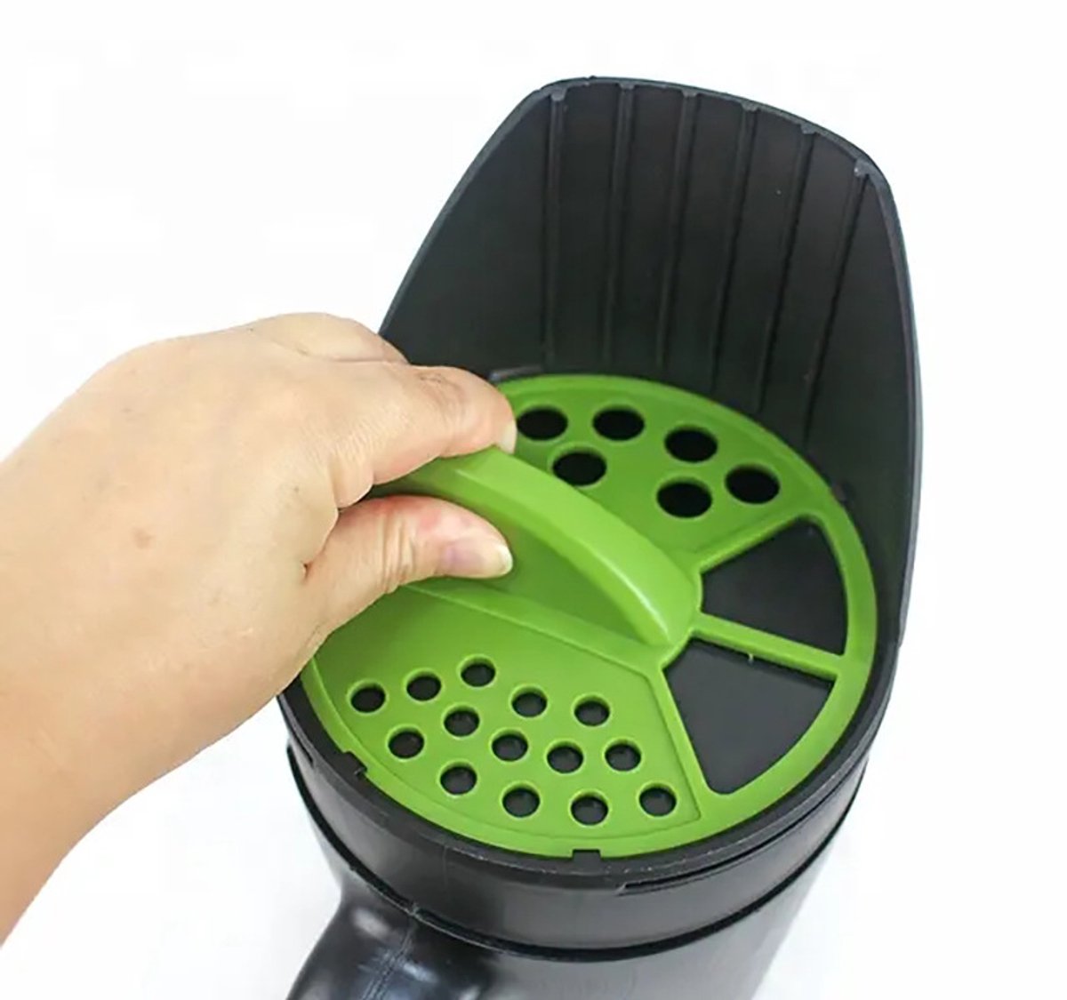 2.5L Handheld Garden Seed & Salt Spreader
